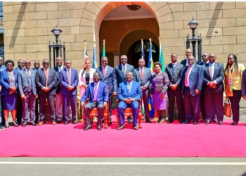 Mudavadi campaigns for Raila