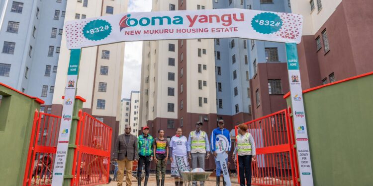 President Ruto Delivers First Phase of Mukuru Affordable Housing Project, Hands Over Keys to 1,080 New Homeowners